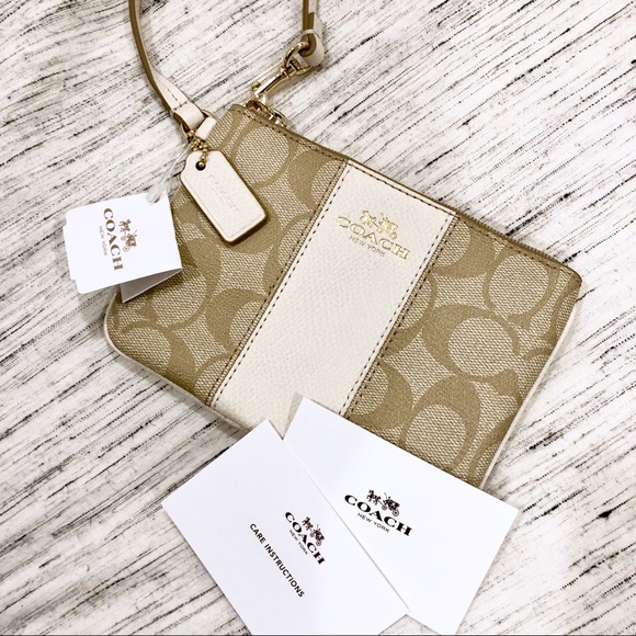 NWT Coach Cream and Gold Wristlet - Picture 5 of 5